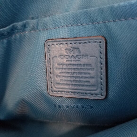 Authentic Coach Nolita 24 Navy Blue Colorblock Wristlet Top Handle Bag - Picture 8 of 9